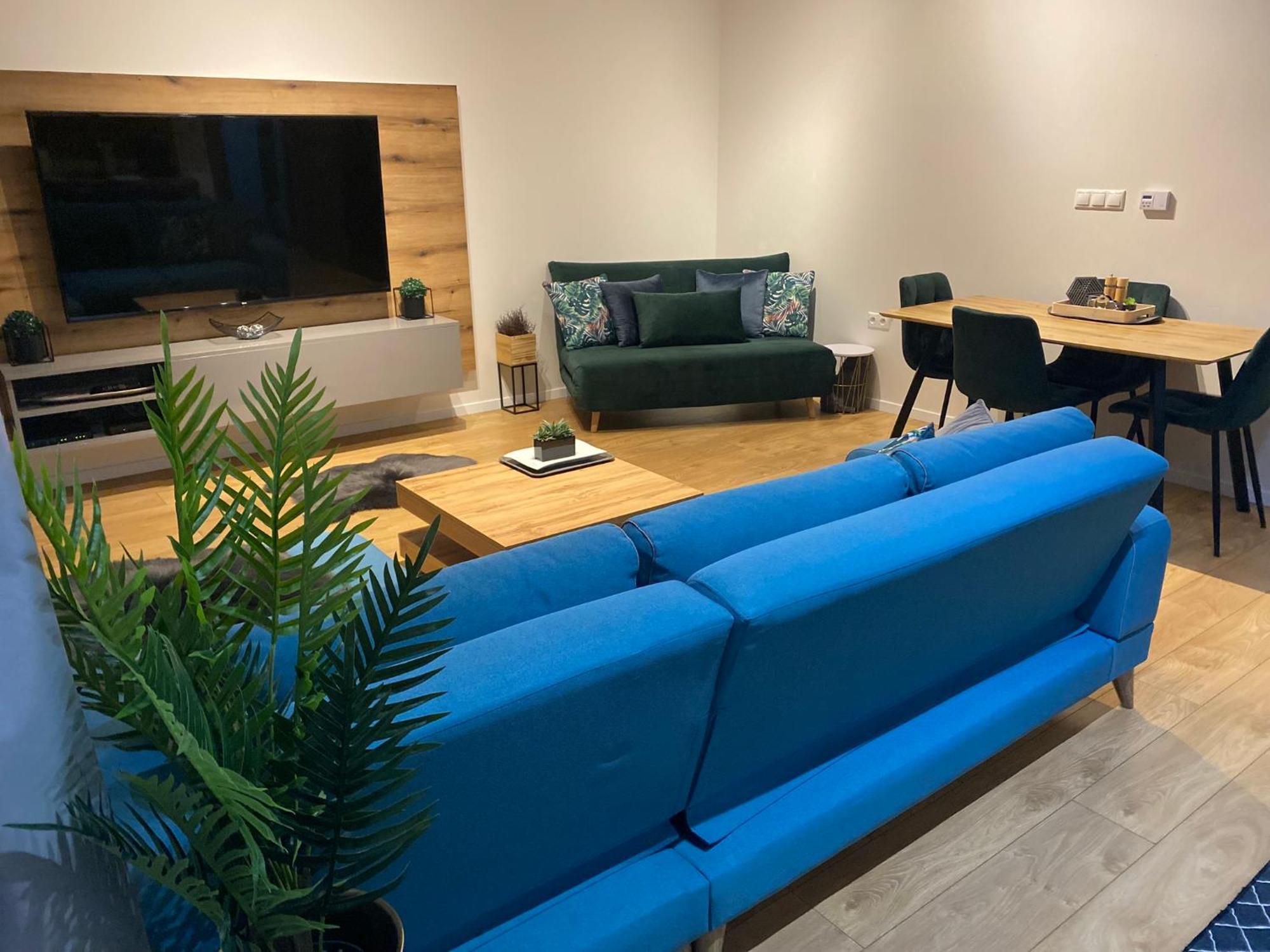 Apartment Mala Praha & Parking In The Garage Жилина Екстериор снимка